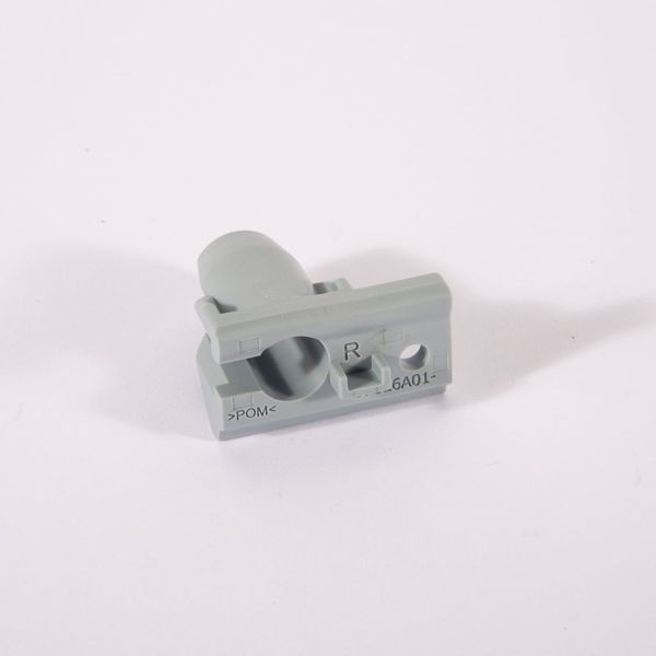 Plastová spodná montážna konzola