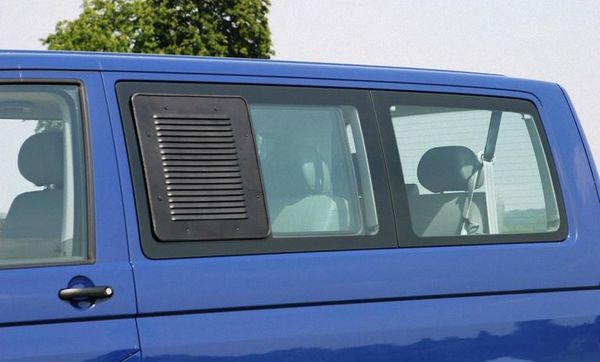 Vetracia mriežka Airvent 1 pre Fiat Ducato, postavená od 07/2006, na strane spolujazdca