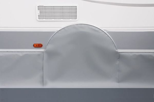 Kryt puzdra kolies pre športový karavan Knaus postavený od roku 2015