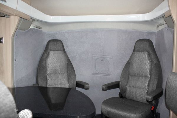 Izolačná opona pre Fiat Ducato postavená od 07/2006, béžová