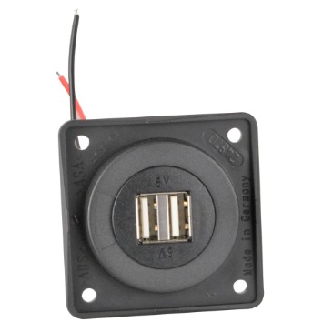 Dvojitá USB zásuvka