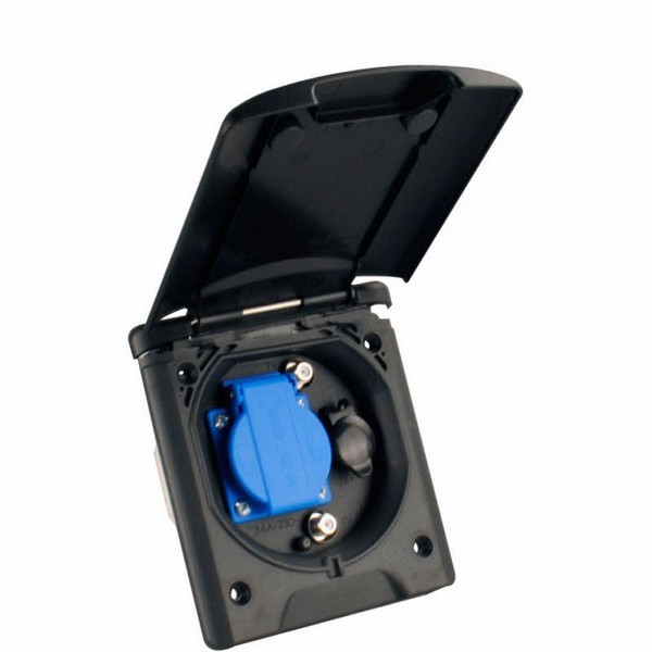 Univerzálna vonkajšia zásuvka