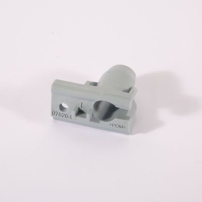 Plastová spodná montážna konzola