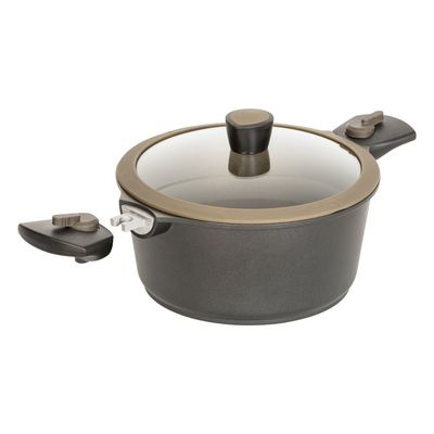 Hliníkový hrniec s odnímateľnou rukoväťou