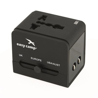 Univerzálna cestovná zástrčka s USB