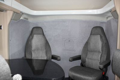 Izolačná opona pre Fiat Ducato postavená od 07/2006, béžová