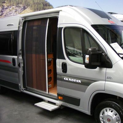 Dvere z plisovanej sieťoviny Mercedes Sprinter