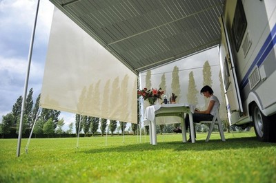 Protislnečná clona Dometic predná